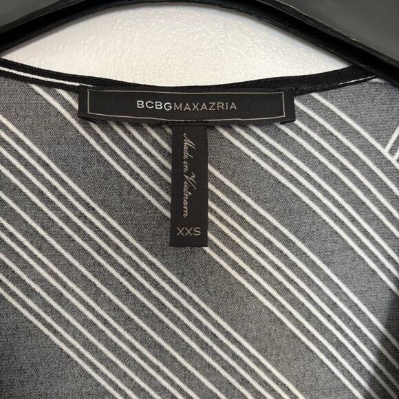 BCBG Max Azria Wrap Dress Black White Geometric Striped XXS Handkerchief Hem - Picture 7 of 9